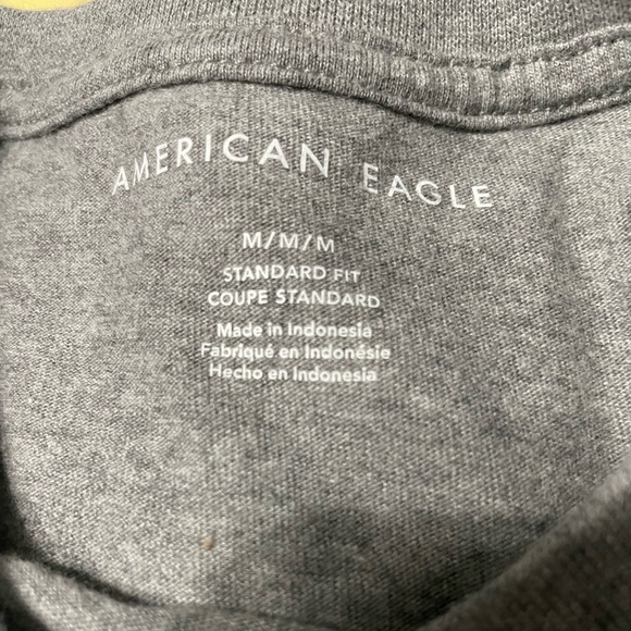 American Eagle Long Sleeve T - Picture 3 of 3